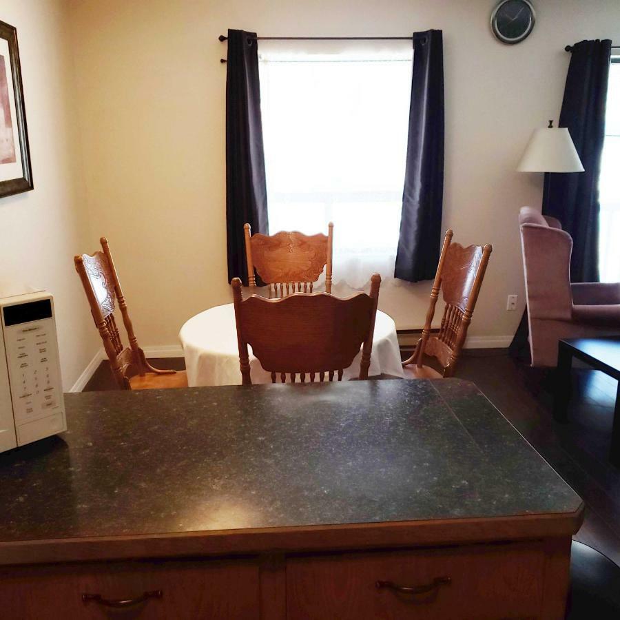 Apartmán Mountainside Comfort Sleeps 4 - 5 Min To Golf & Ski Kimberley Exteriér fotografie